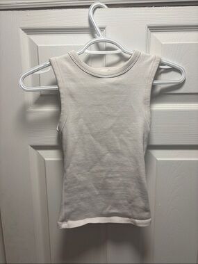 Woman’s ' Ribbed Crewneck Tank Top - White
